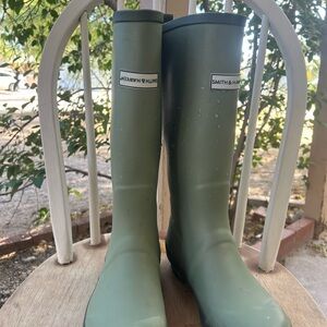 Smith & Hawken Green Garden and Rain Boots